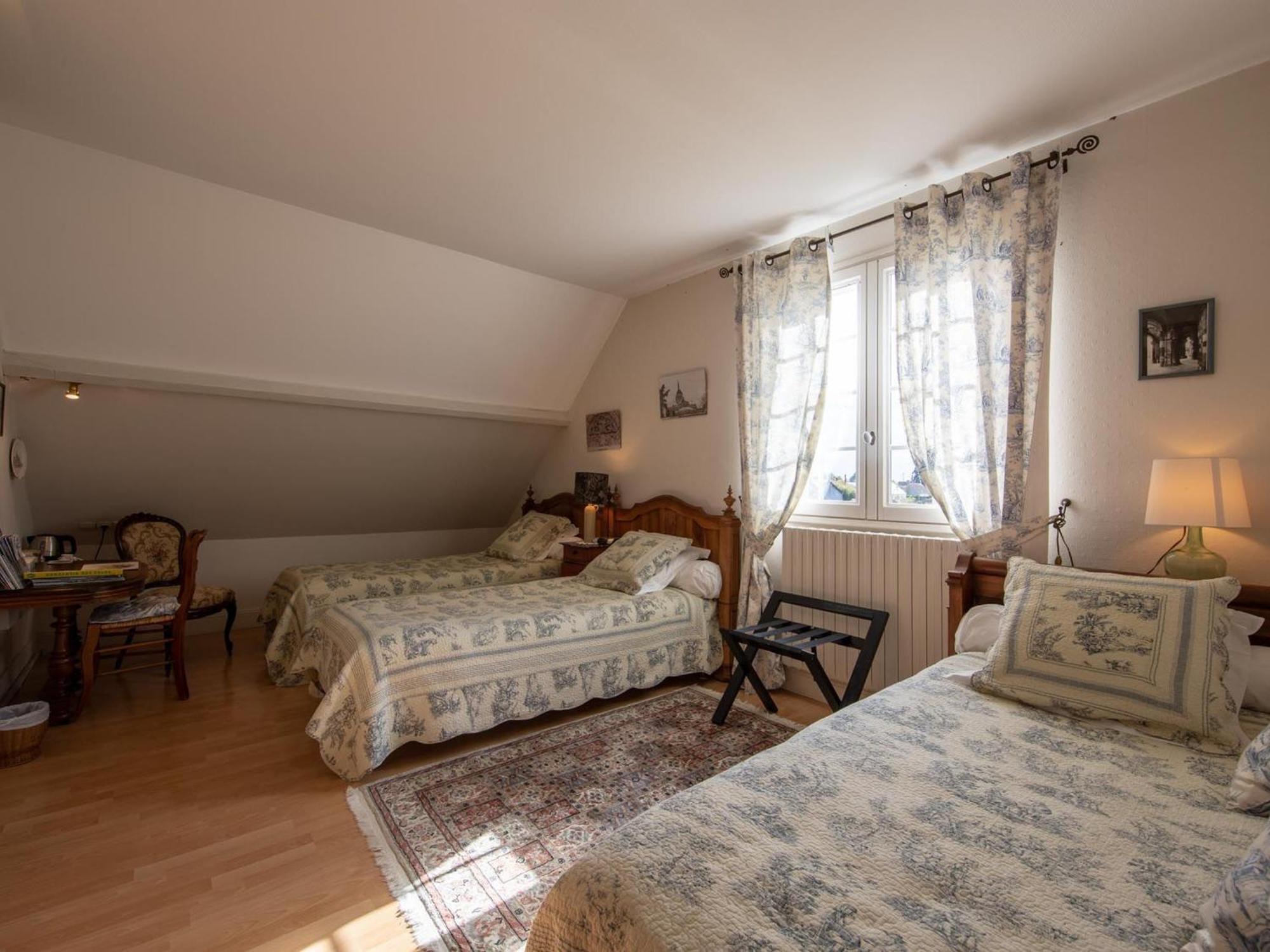 Suite Familiale Confortable Avec Wifi A Saint-Benoit-Sur-Loire, Animaux Admis - Fr-1-590-447 Екстер'єр фото